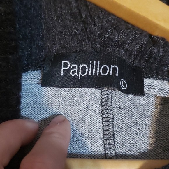 Papillon polka dot pullover poncho - Picture 4 of 5